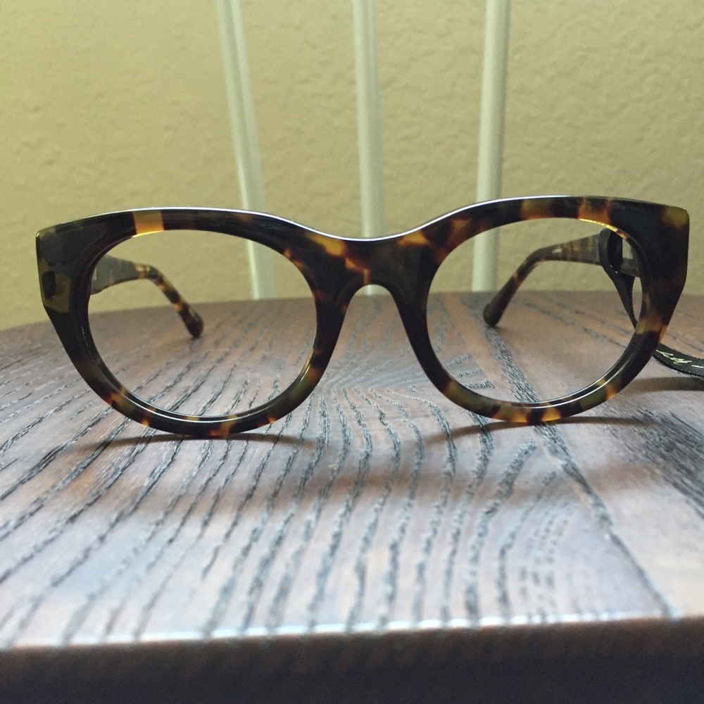 New Elizabeth & James ‘Lamar’ Eye Glass Frames